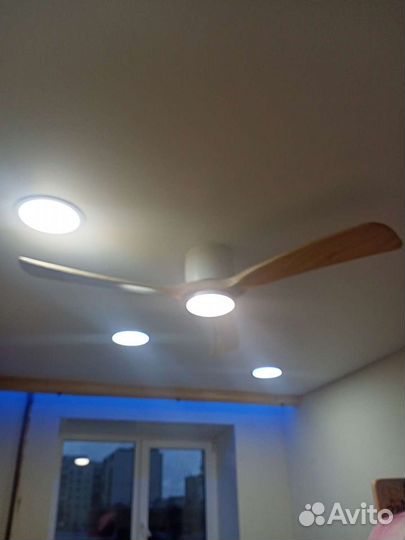 Потолочный вентилятор