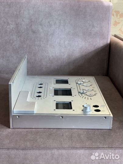 Корпус усилителя Magnat RV1
