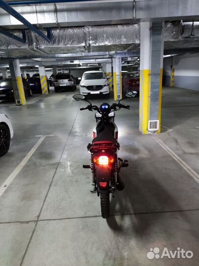 Скутер мопед для курьера