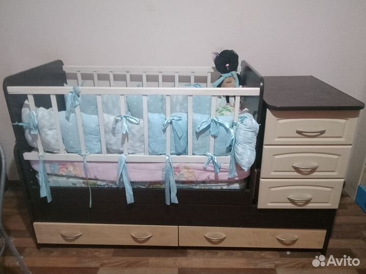 Детская кроватка трансформер с комодом