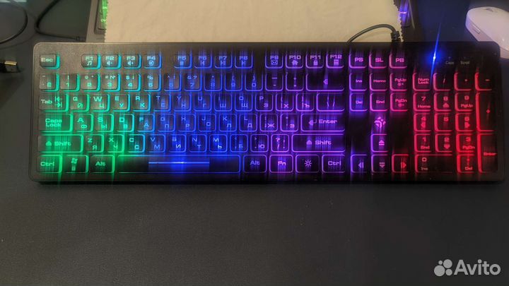 Игровая клавиатура с подсветкой