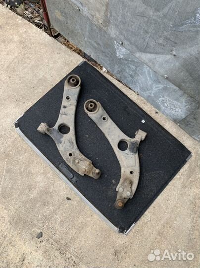 Передний рычаг Kia Optima 3 10-15гв