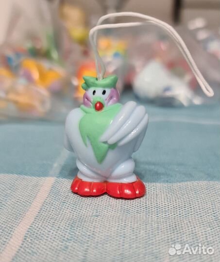 Игрушки из киндера