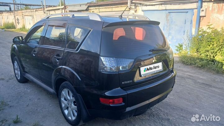 Mitsubishi Outlander 2.0 CVT, 2010, 241 000 км