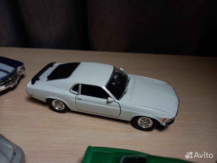 Welly 1/43 машинки модельки