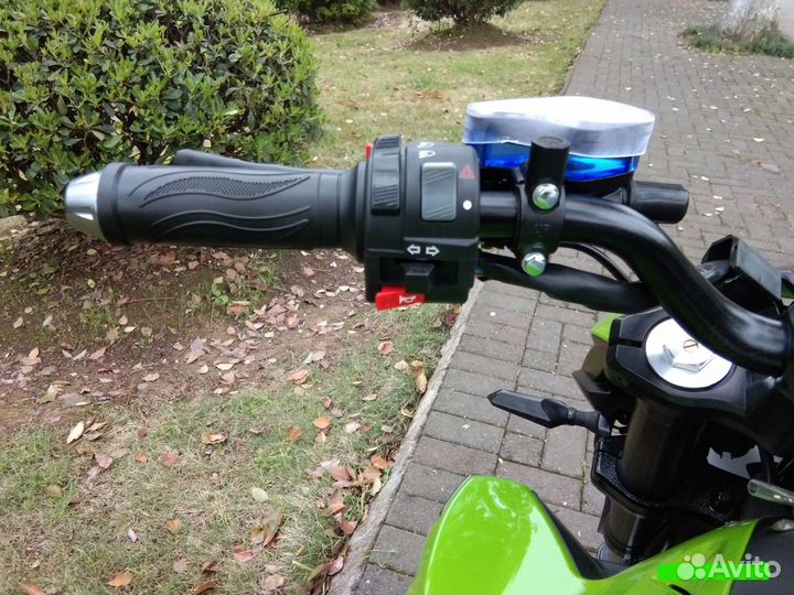 Электромотоцикл Kawasaki Z1000 W10000