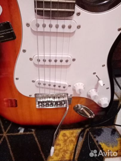 Электро гитара и комбик