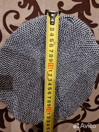 Женская шапка берет