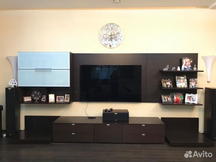 Стенка в гостиную