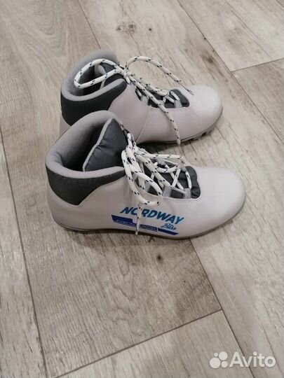 Лыжные ботинки для девочки 36 размер