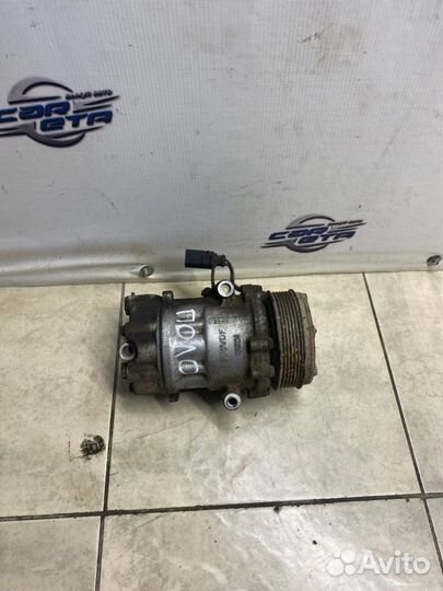 Компрессор кондиционера Volkswagen Polo седан 1.6