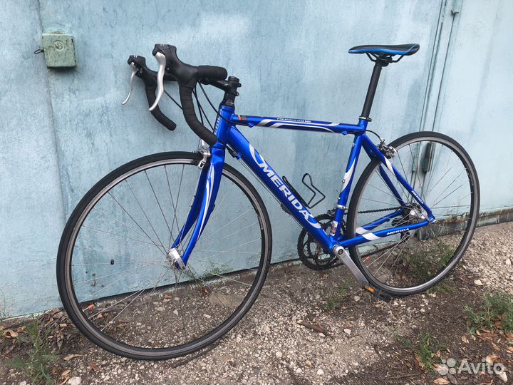 Шоссейный велосипед merida