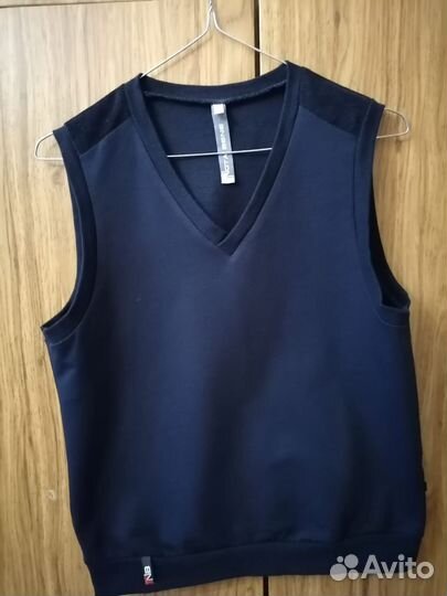 Школьный жилет для мальчика