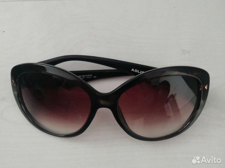 Солнцезащитные очки женские, б/у