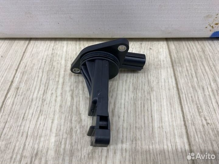 Датчик массового расхода воздуха Mazda Cx-30 ре