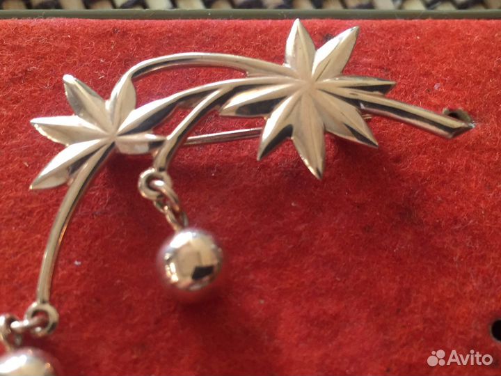 Золотая брошь СССР 585