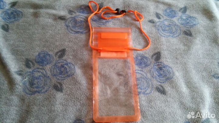 Водонепроницаемый чехол