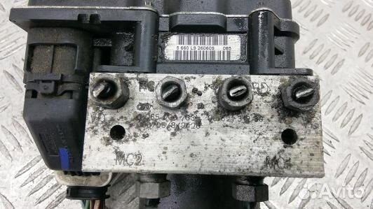 Блок ABS citroen C5 2 (97O13KW01)