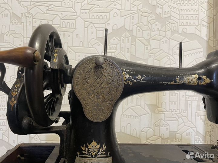 Швейная машинка singer