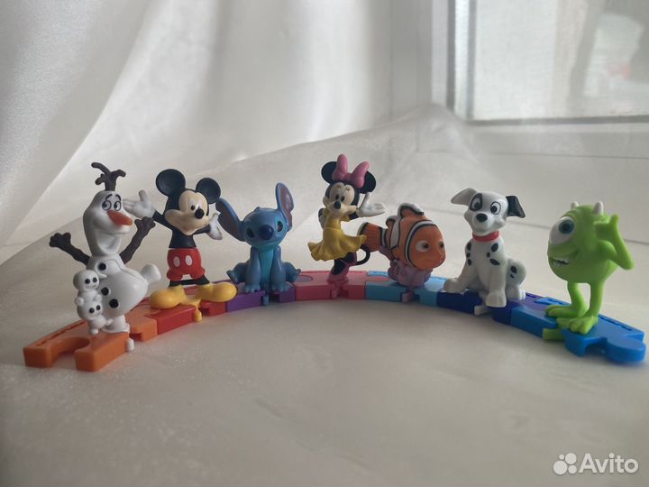 Игрушки kinder disney 100