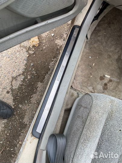 Накладки порогов внутренние Toyota Mark 2 100