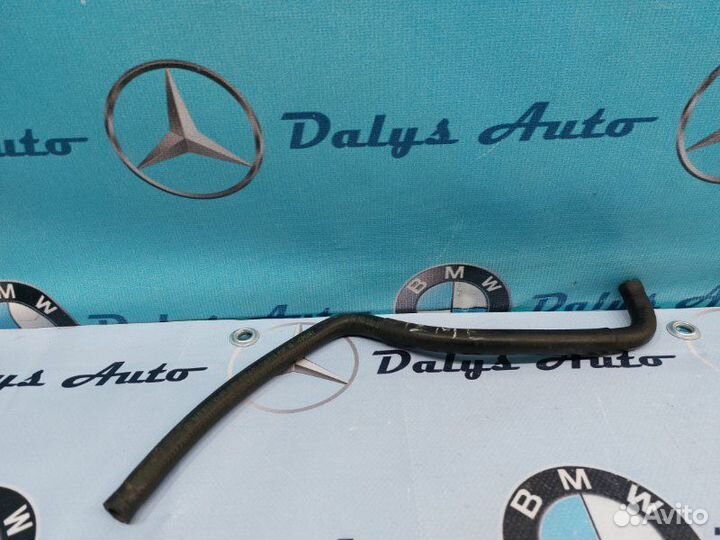 Патрубок системы охлаждения Mercedes-Benz S-Class
