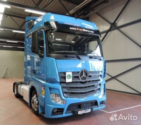 Pазбираем грузовик Mercedes-Benz Actros mpiv с 201