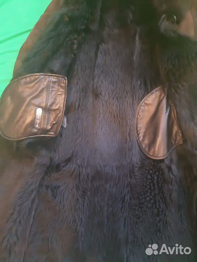 Дубленка и шапка