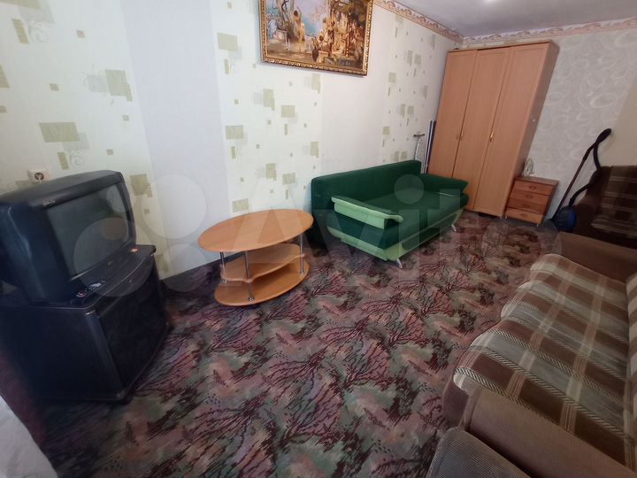 2-к. квартира, 44 м², 1/3 эт.