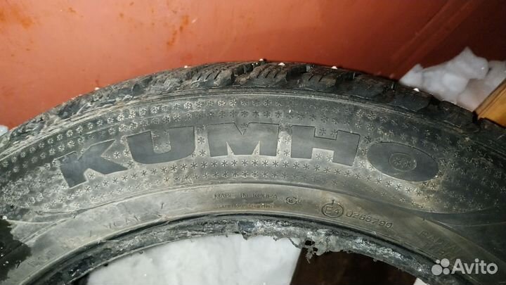 Kumho I'Zen KW32 225/55 R18 102T