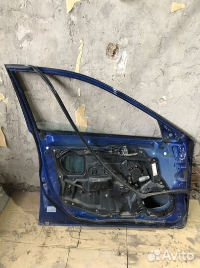 Передняя левая дверь Mazda 6 GG