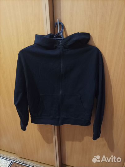 Спортивная кофта женская