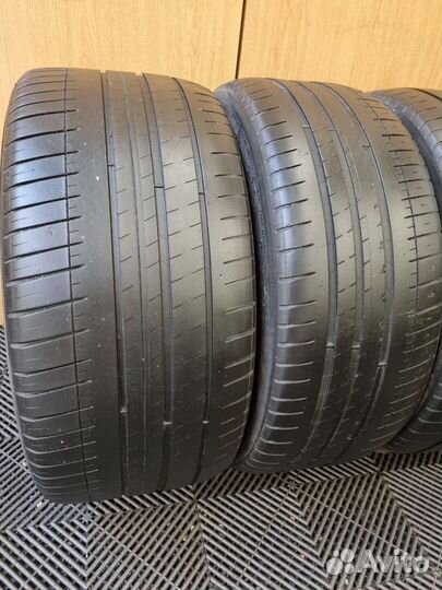 Michelin Pilot Sport 3 255/40 R20 и 285/35 R20