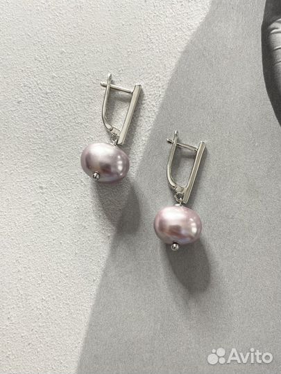 Серьги с жемчугом и английскими замочками
