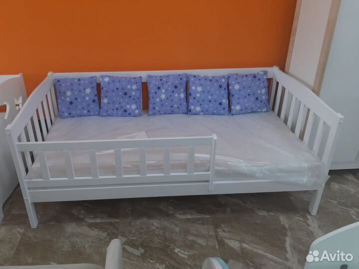 Детская кровать в наличии