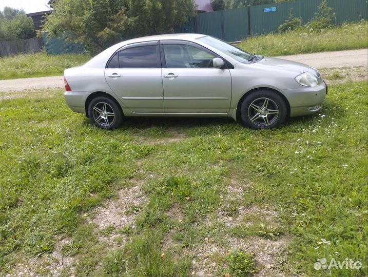 Toyota Corolla 1.5 AT, 2001, 252 000 км