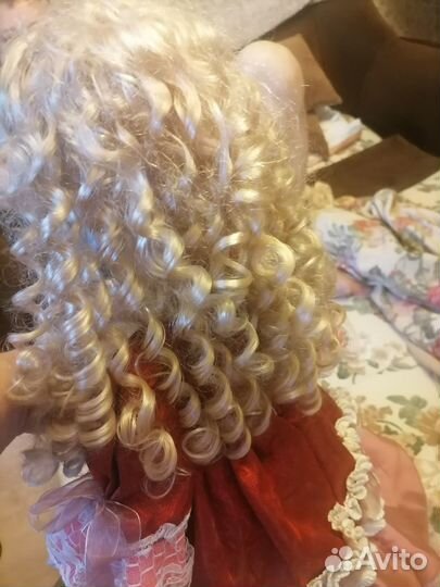 Кукла фарфоровая коллекционная большая