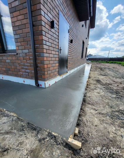 Устройство отмостки