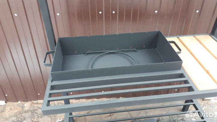 Мангал с крышей.В стиле лоф