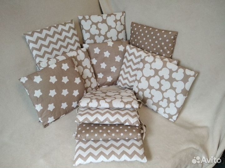 Бортики-подушки в кроватку новое