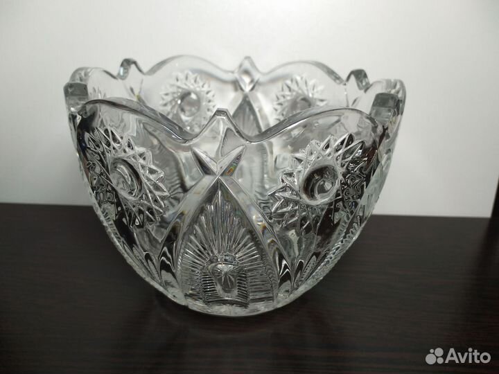 Вазы, конфетницы, салатники из хрусталя