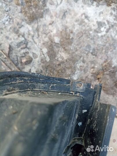 Фонарь задний Монтеро 3