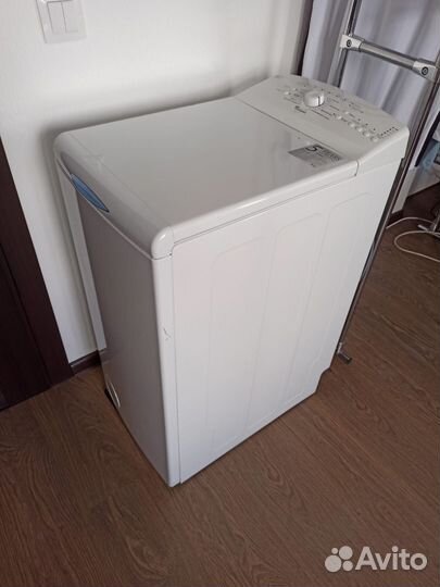 Стиральная машина с вертикальной загрузкой