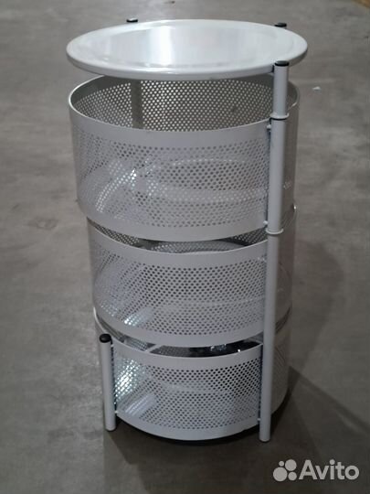 Этажерка металлическая на колесиках