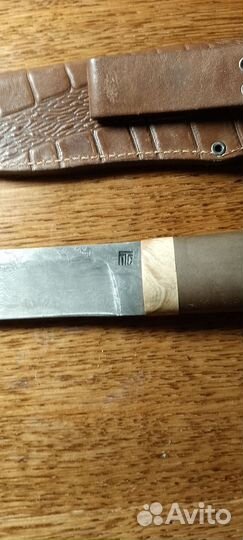 Охотничий нож из дамасской стали