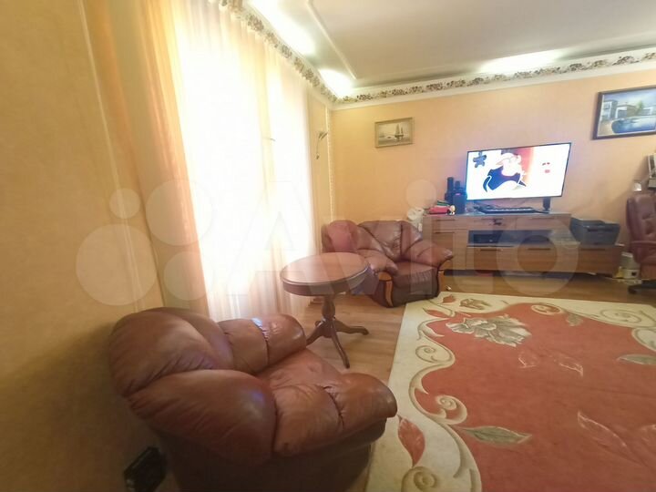 4-к. квартира, 140 м², 6/6 эт.