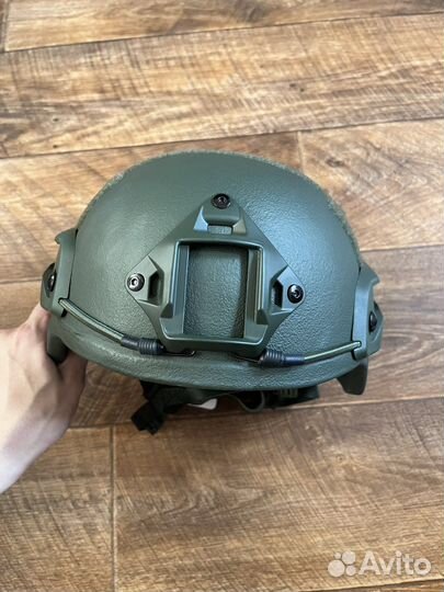 Военный шлем тактический