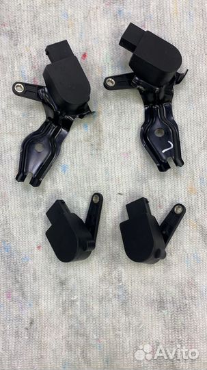 Датчик положения кузова Porsche Cayenne 955 новый