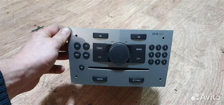 Магнитола Opel Astra H sedan 2004-2014