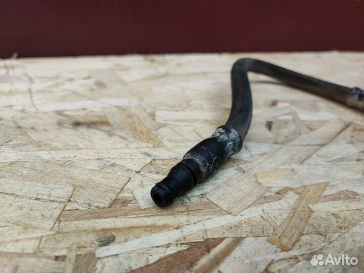 Трубка цилиндра сцепления Volkswagen Polo